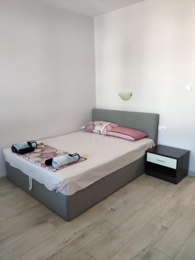 Liliya Apartment Pleven Buitenkant foto